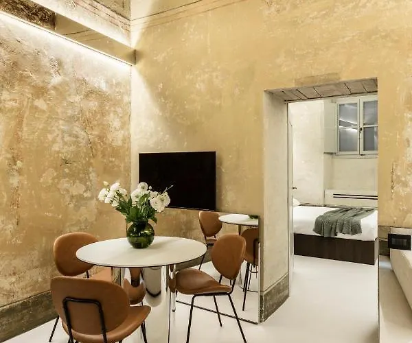 Chiaromanni Apartamento *